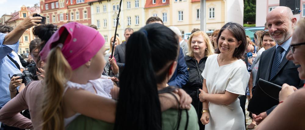 Annalena Baerbock auf Sommertour: „Brüche und Umbrüche machen das Leben interessant“.