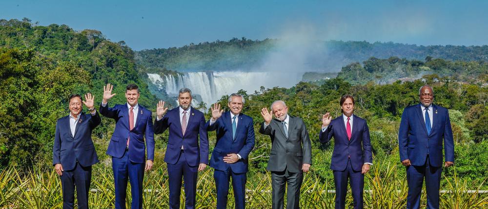 Anfang Juli trafen sich die Staats- und Regierungschefs von Lateinamerika in Argentinien. Nun geht es weiter nach Belgien für Gespräche mit der EU.