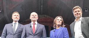 Da herrschte noch gute Stimmung: Christian Lindner, Olaf Scholz, Annalena Baerbock und Robert Habeck bei der Vorstellung des Koalitionsvertrags im November 2021.