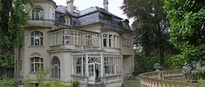 Die Löwenvilla Potsdam. Hier befand sich einst eine Aktentasche mit spannungsgeladenem Inhalt.