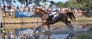 Beim EM-Einsatz 2019: Nadine Marzahl auf Valentine, die nun eingeschläfert werden musste.