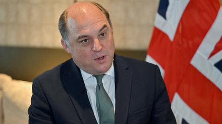 Der frühere britsiche Verteidigungsminister Ben Wallace erhebt schwere Vorwürfe gegen den deutschen Bundeskanzler.