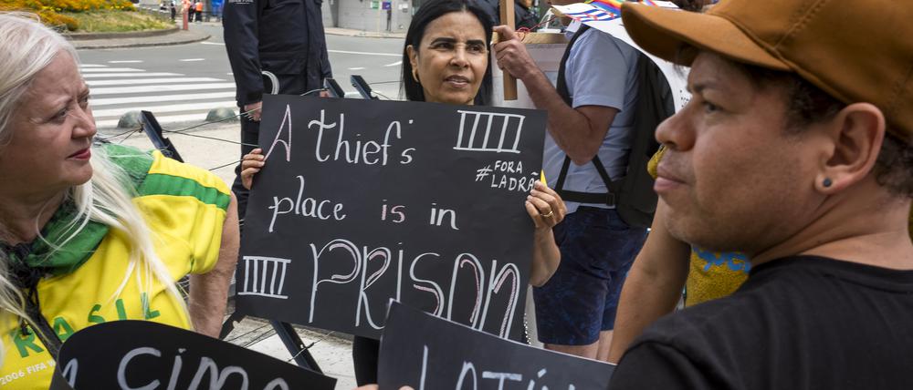 Gegen das geplante Freihandelsabkommen. Demonstranten aus lateinamerikanischen Ländern in Brüssel