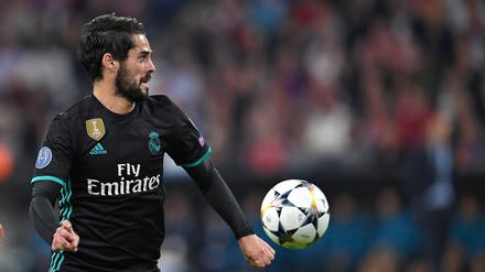 Isco von Real Madrid in Aktion während des Halbfinal-Hinspiels der UEFA Champions League zwischen Bayern München und Real Madrid in der Allianz Arena.