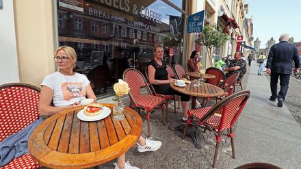 In Potsdam kann man an vielen Orten gemütlich frühstücken. 