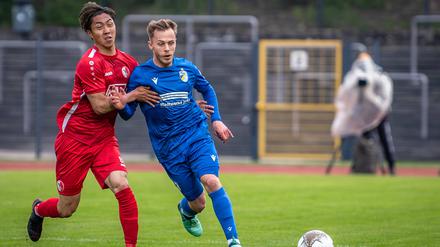 Shinji Yamada (l.) stand schon in der vergangenen Saison beim Berliner AK unter Vertrag und wird auch in der kommenden Spielzeit dessen Trikot tragen. 