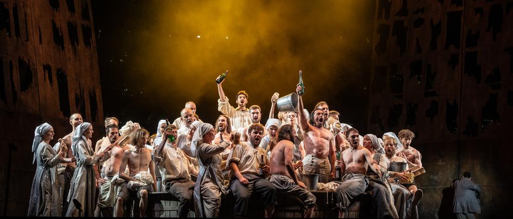 Szene aus der Aufführung von Richard Wagners Oper „Der fliegende Holländer“ auf der Waldbühne Sopot.