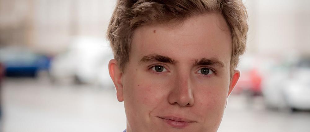 Der Journalist Fabian Wolff.