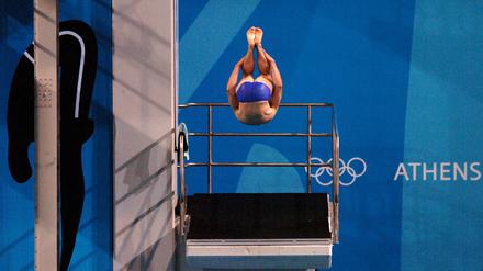 Der Auerbachsalto bei den Olympischen Spielen 2004.