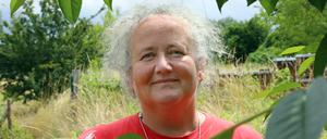Katrin Binschus-Wiedemannn ist seit langem Teil der Potsdamer Stadtrandelfen, die die Habichtwiese in Bornstedt betreiben.
