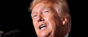 Der ehemalige US-Präsident und republikanische Präsidentschaftskandidat Donald Trump spricht bei einer Wahlkampfveranstaltung