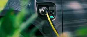 Gut eine Million E-Autos sind aktuell in Deutschland zugelassen.