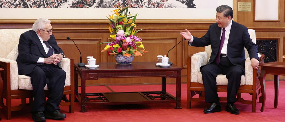 Henry Kissinger und Gastgeber Xi Jinping am 20. Juli 2023 in Peking.