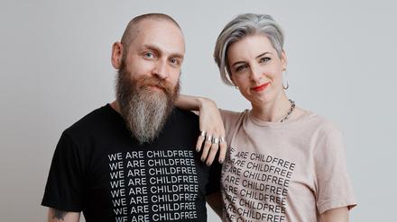 Glücklich ohne eigenen Nachwuchs: Zoë Noble und James Glazebrook. 