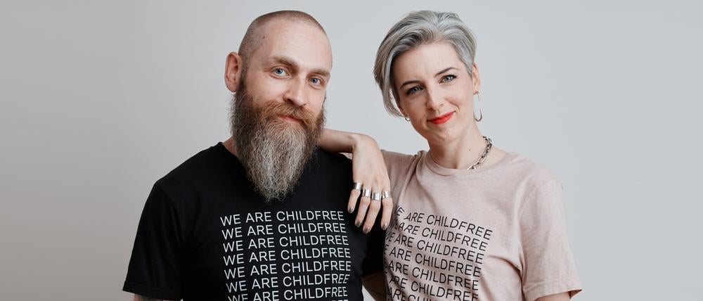 Glücklich ohne eigenen Nachwuchs: Zoë Noble und James Glazebrook.