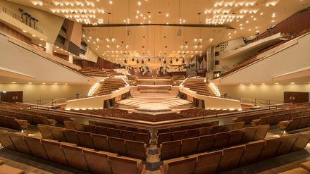 Grandioses Raumerlebnis: Blick in den Saal der Philharmonie.