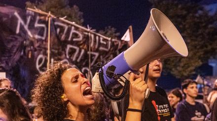 Zehntausende gehen seit Monaten immer wieder auf die Straße. Sie fürchten um Israels Demokratie. 
