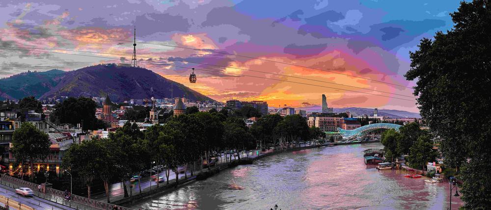 In Tiflis ist jetzt das Osteuropa-Büro der FU. Seit Beginn des Krieges auf die gesamte Ukraine hat die FU Austauschprogramme mit neuen Partnern in der Region gestartet.
