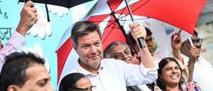 Robert Habeck (Bündnis 90/Die Grünen), Vizekanzler und Bundesminister für Wirtschaft und Klimaschutz, in Indien. 