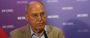Rückzug: Gregor Gysi aus der Fraktion Die Linke (hier im Bundestag bei einer Pressekonferenz) gibt ein Amt ab. 