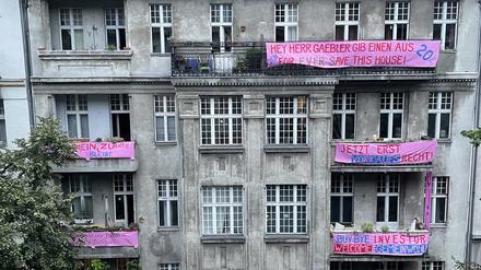 Die Mieter der Weichselstraße 52 fordern nun finanzielle Rückendeckung vom Senat.