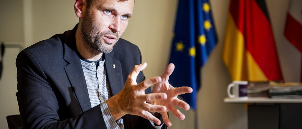 Torsten Kühne (CDU) ist Berlins erster Staatssekretär für Schulbau und Schuldigitalisierung. Zuvor war er seit 2016 Bildungsstadtrat in Pankow sowie seit 2021 in Marzahn-Hellersdorf.