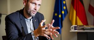 Torsten Kühne (CDU) ist Berlins erster Staatssekretär für Schulbau und Schuldigitalisierung. Zuvor war er seit 2016 Bildungsstadtrat in Pankow sowie seit 2021 in Marzahn-Hellersdorf.