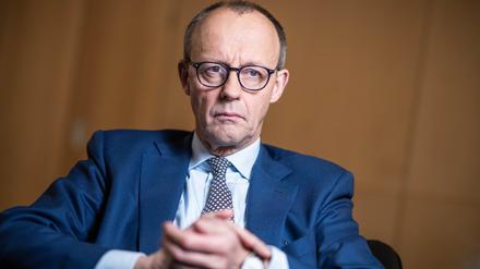 Merz im Sturm – händeringend sucht er seinen Kurs.