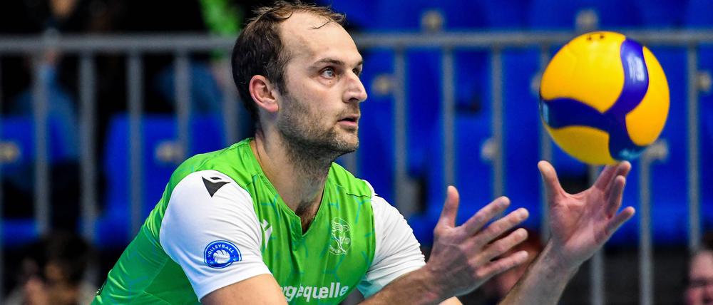 Dirk Westphal spielte einst selbst bei den Netzhoppers und gibt seinen Verein auch in schweren Zeiten nicht auf.