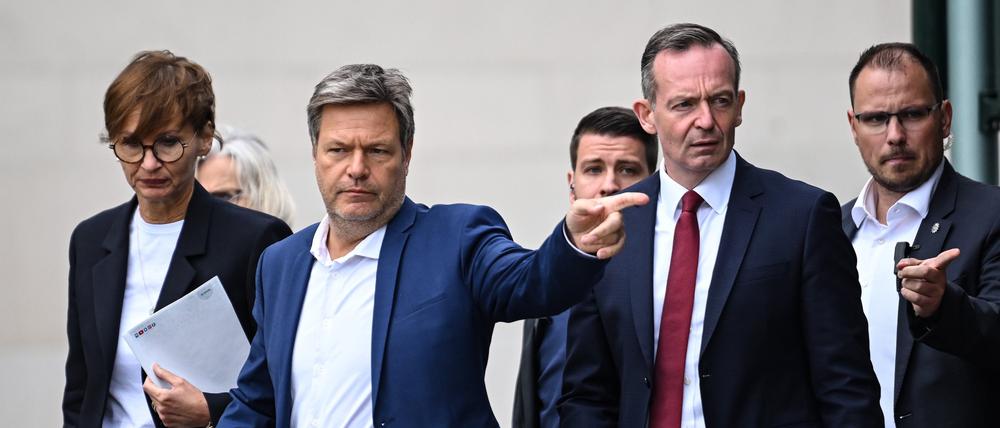 Robert Habeck (Bündnis 90/Die Grünen, M), Bettina Stark-Watzinger (FDP) und Volker Wissing (FDP).