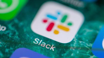 Die Messaging- und Kommunikationsplattform Slack wird in vielen Unternehmen eingesetzt.