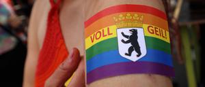 Berlin nennt sich gerne Regenbogenhauptstadt. Und in der Tat, die Stadt ist an vielen Stellen bunt und vielfältig. 