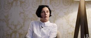 Die Schriftstellerin und Literaturnobelpreisträgerin Herta Müller, 69. 
