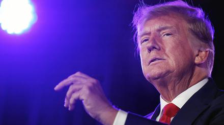 Die Anklage gegen den ehemaligen US-Präsidenten Donald Trump weitet sich aus.