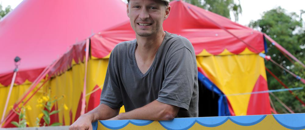 Serie "Wahlweise", Vereine in Potsdam. Circus Montelino, Bileam Tröger