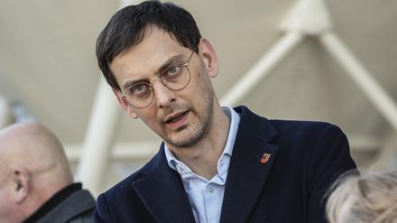 Neuköllns Bezirksbürgermeister Martin Hikel (SPD).
