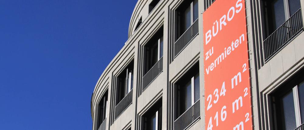 zu vermieten zu vermieten Copyright: xZoonar.com/ThorstenxKloepperx 4027138