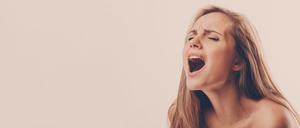 Frauen kommen beim Sex seltener zum Orgasmus als Männer.