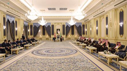 Dschidda war schon öfter Konferenzort – wie hier vor wenigen Wochen mit dem türkischen Präsidenten Erdogan. 