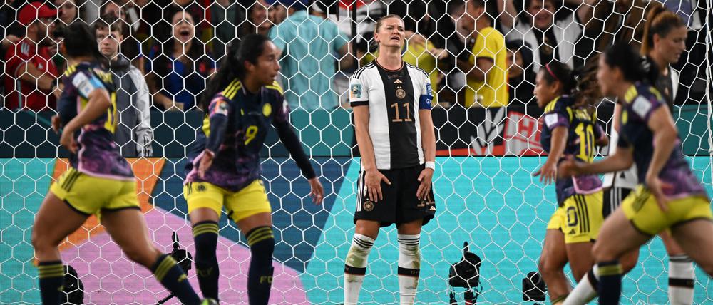 Bitter! Alexandra Popps Reaktion auf das späte 1:2 der Kolumbianerinnen.