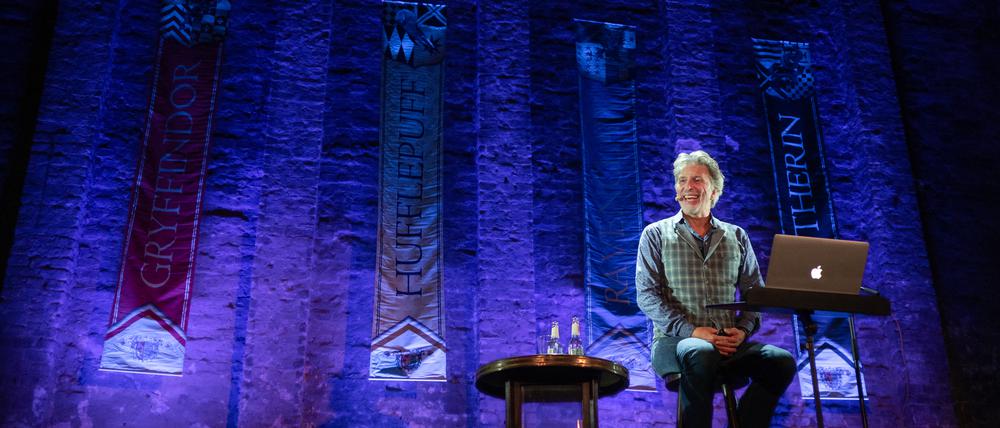 Rufus Beck hat alle sieben Harry-Potter-Romane als Hörbuch eingelesen. 