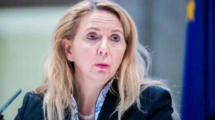 ARCHIV - 18.12.2020, Berlin: Barbara Slowik, Polizeipräsidentin in Berlin, spricht während einer Pressekonferenz. (zu dpa «Polizeipräsidentin: Situation im Görli allein mit Polizei nicht lösbar») Foto: Christoph Soeder/dpa +++ dpa-Bildfunk +++