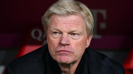 Oliver Kahn kommt vor dem 8. Bundesligaspieltag im September 2022 in das Stadion. Nach der Trennung Ende Mai wurde sein Vertrag inzwischen aufgelöst.