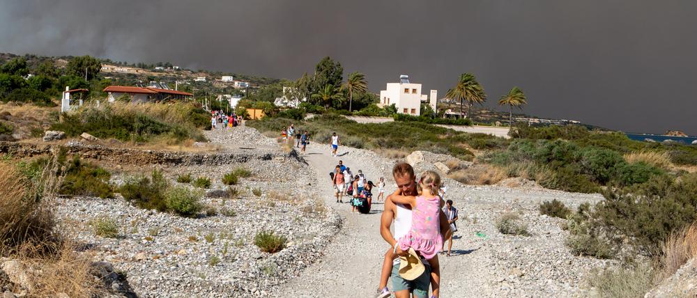 Rhodos: Da, wo andere gerne Urlaub machen, führt der Klimawandel zu Hitze und Bränden.