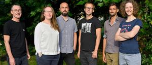 Die Fraktion Die Andere mit den scheidenden Stadtverordneten Falk Richter, Laura Kapp, Denny Menzel, Sven Brödno, André Tomczak und Sara Krieg (v.l.).