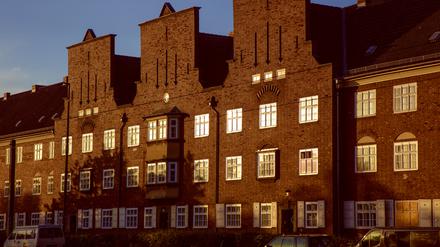 Hier lebten einst Arbeiter des Gaswerks Lichtenberg, nun beherbergt die Siedlung Künstler:innen.