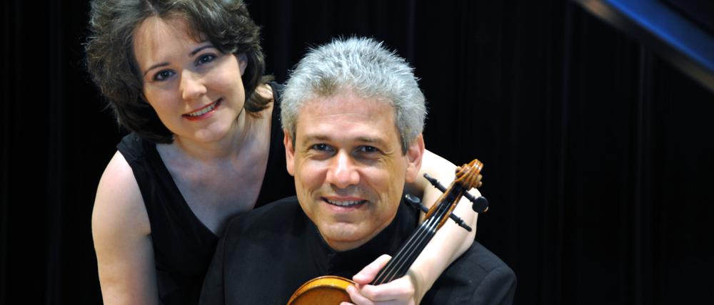 Die Geigerin Judith Ingolfsson und der Pianist Vladimir Stoupel