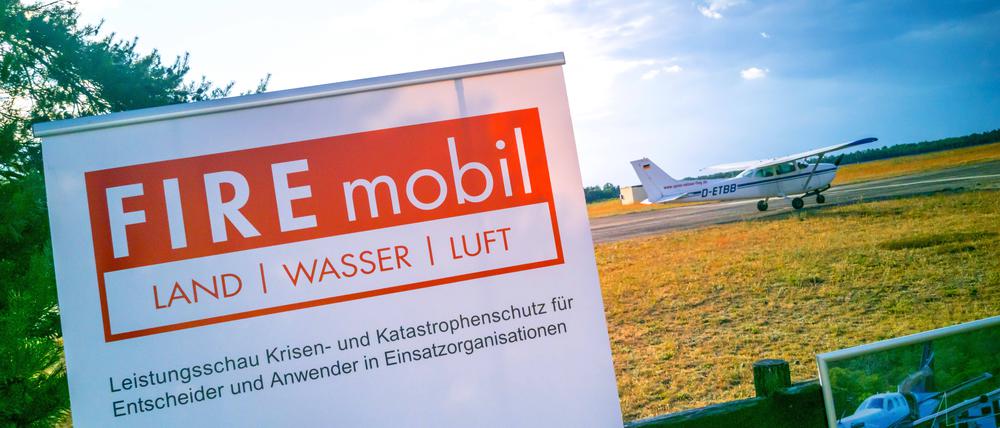 Die Leistungsschau FireMobil findet im September 2023 auf dem Flugplatz im brandenburgischen Welzow in der Lausitz statt.