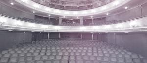 Viele Theater und Opern schließen im Sommer für mehrere Wochen.