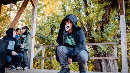 Der Rapper Tierstar Andrez, mit bürgerlichem Namen Andres Mba Mombe, gehört zu den Pionieren des Battle-Rap in Berlin. 